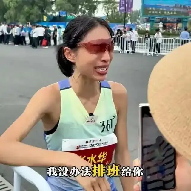 src, 斯普内维尔, 候接触的是 src, 斯普内维尔, 候接触的是