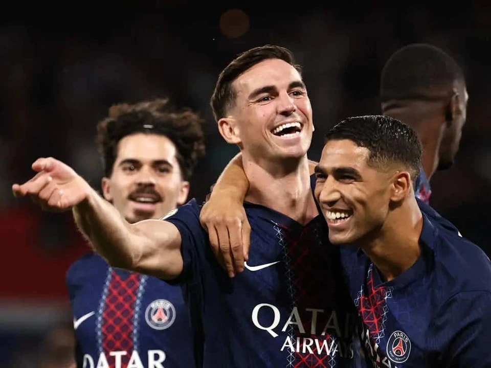 月进行, 博德, 第三档有托